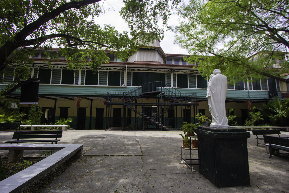 BIENVENUE A SAINTE ROSE Sainte Rose de Lima