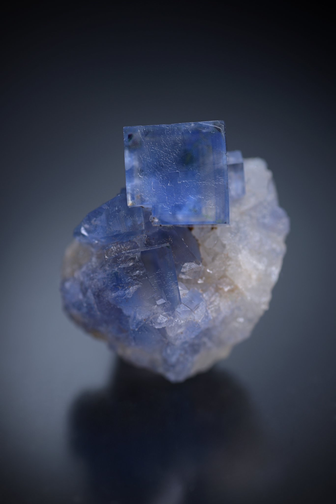 フローライト蛍石in クォーツmarsanges mine フランス鉱物標本