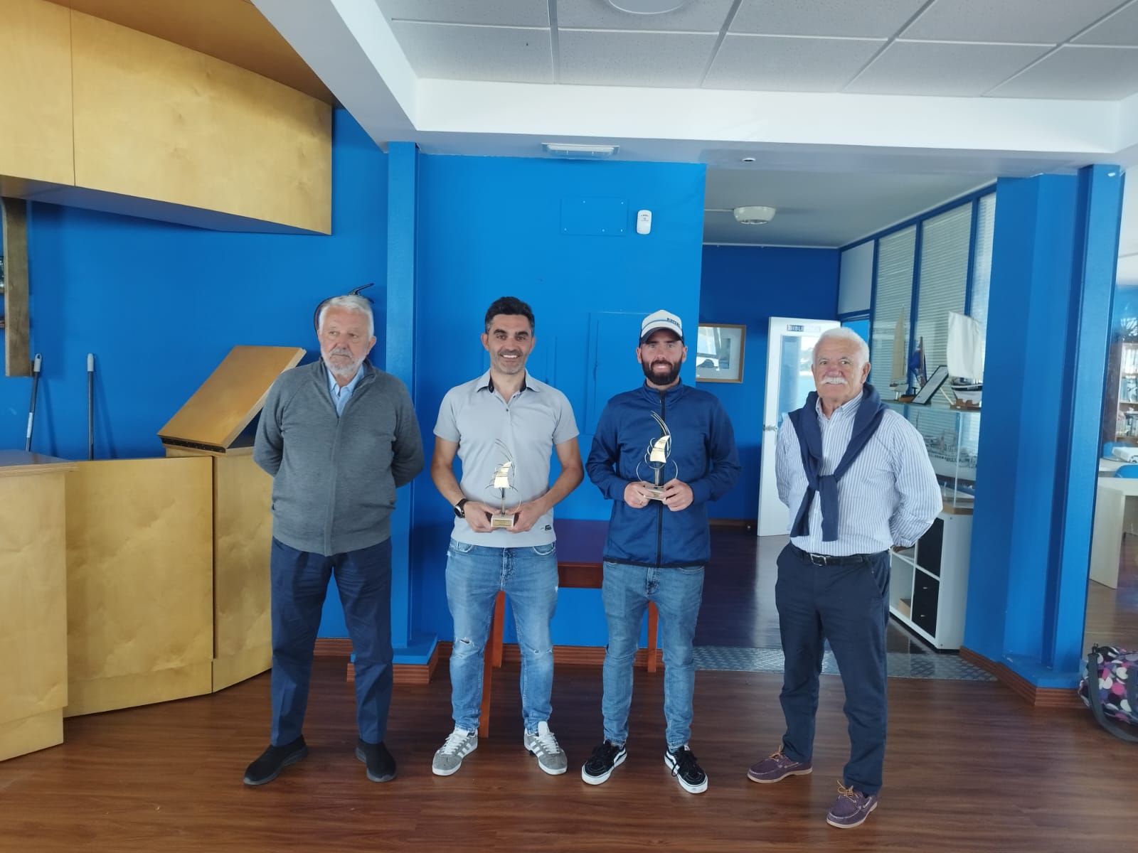 MARCOS MÍGUEZ Y JOSÉ RAMÓN PARDO GANAN LA REGATA RÍA DE ARES