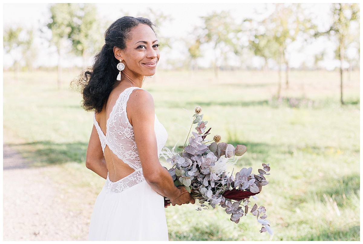 boho braut Neimeshof Kempen boho Hochzeit freie Trauung Scheunenhochzeit Hochzeitsfotograf Niederrhein Jane Weber 