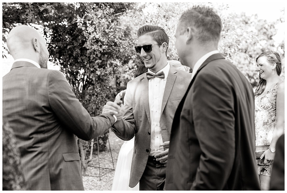 Freude bei gästen Neimeshof Kempen boho Hochzeit freie Trauung Scheunenhochzeit Hochzeitsfotograf Niederrhein Jane Weber