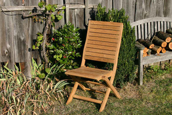 Aktion: Tische und Stühle von Teak Premium. Hochwertige Gartenmöbel von Teak & More in Gobelsburg, nähe Wien.