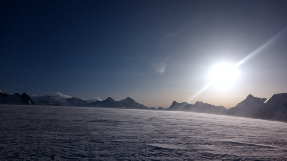 In dr Äbni vor dr Fluä