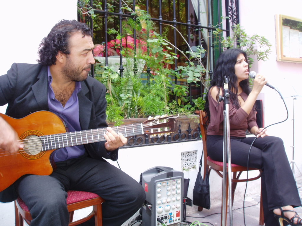 Livemusik in den Straßen von Buenos Aires