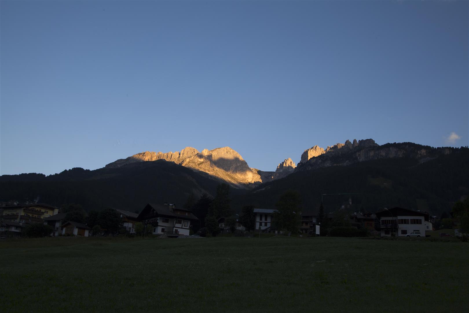 Alba sul Gruppo del Catinaccio