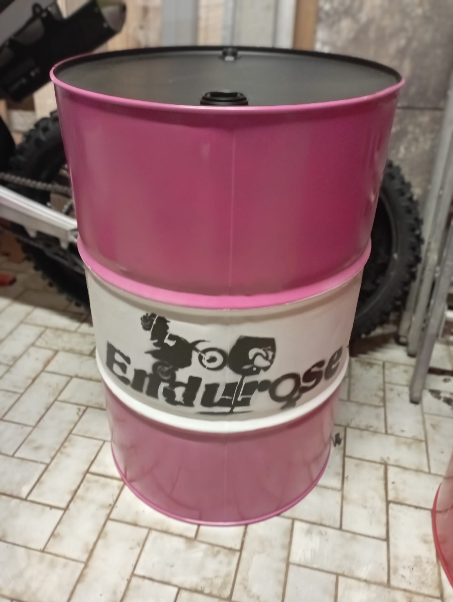 pochoir-pour-fut-metallique.jpg