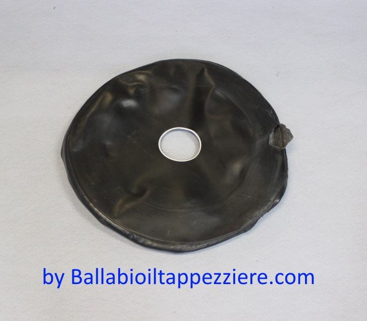 Copriruota vecchio by Ballabioiltappezziere.com