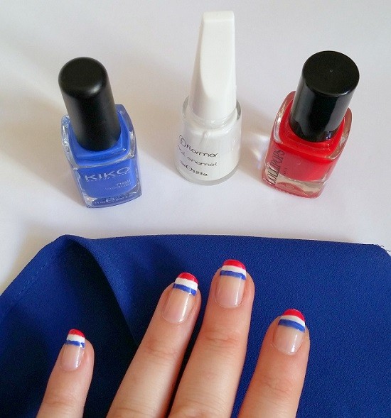 nail-art-bleu-blanc-rouge-LesAteliersDeLaurene