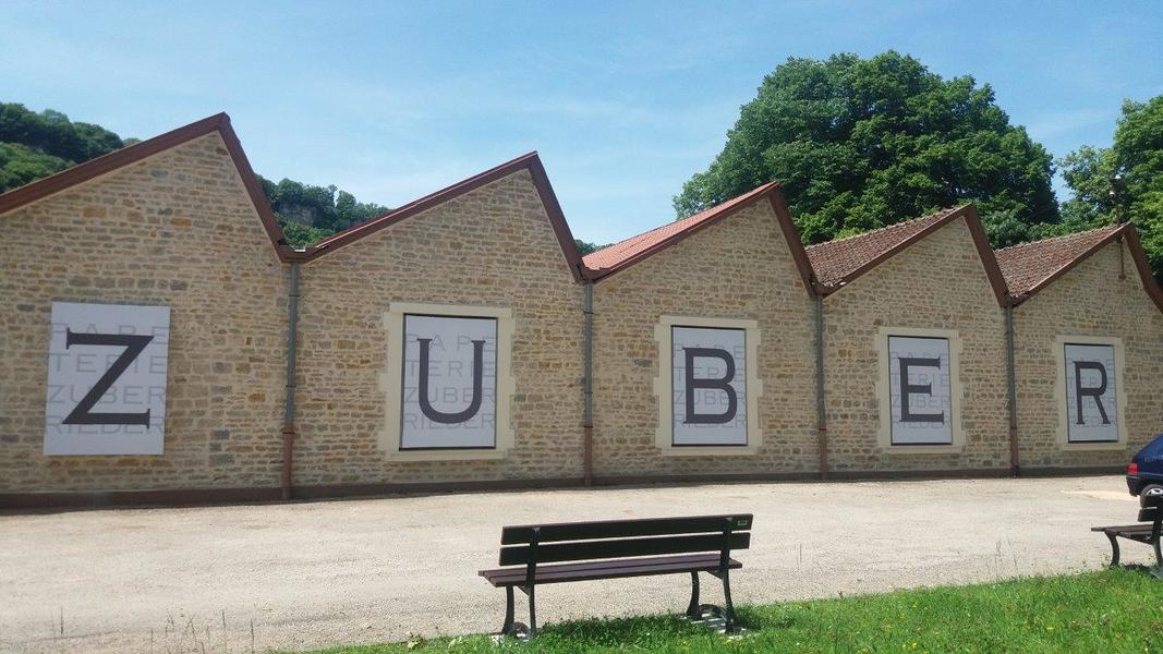 La papeterie  de luxe Zuber Rieder dans le Doubs