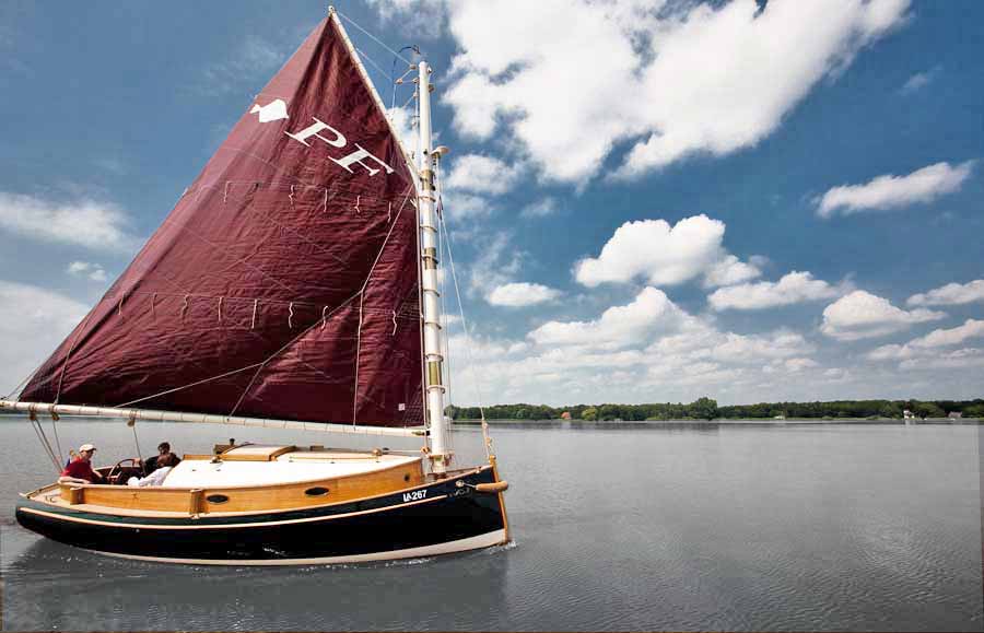 Cat- Segelboot Sonderbau von Fricke & Dannhus Entwurf Marc-Oliver von Ahlen zu verkaufen