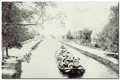 Carte postale : gabarre sur le Lot