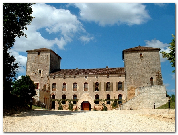 2009, le château avant ravalement des façades