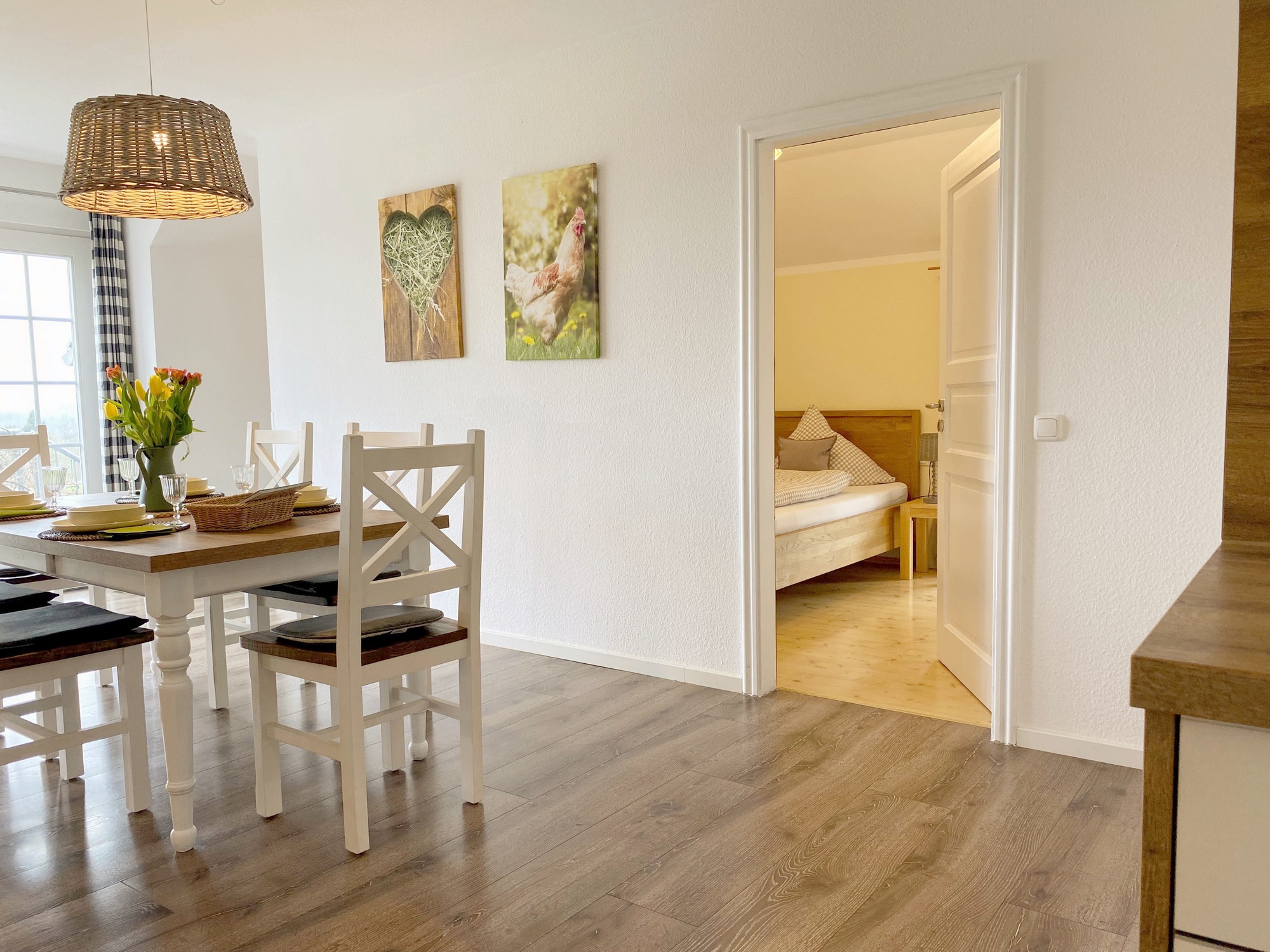 zum Schlafzimmer