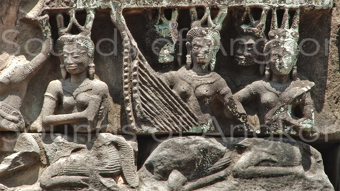 The Banteay Samre orchestra: harpists and zither players. © P. Kersalé 2023.