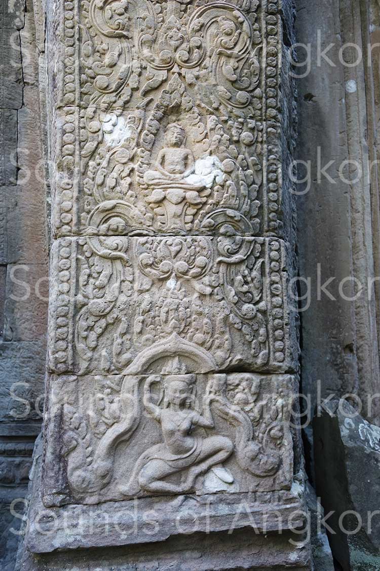 Un Bouddha ayant échappé à la destruction figure au-dessus de la danseuse. Bayon. © Patrick Kersalé 2018-2022.