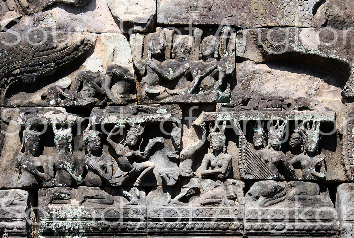 Banteay Samre. West pediment. Musicians and dancers. © P. Kersalé 2023.