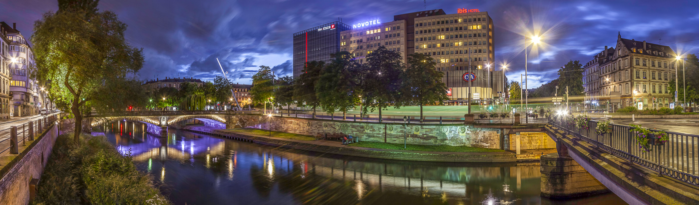 Strasbourg Centre Halles - panoramique HDR - tirage 310mm X 860mm pleine feuille ou 200mm X 575mm avec marges - 150€ réf: straspan-008