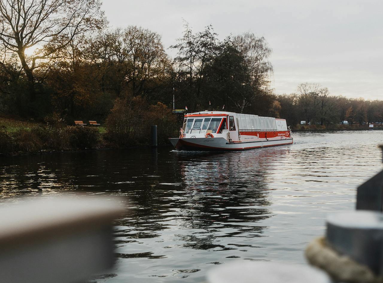 Een dag varen door de waterwegen van Groningen: alles wat je moet weten
