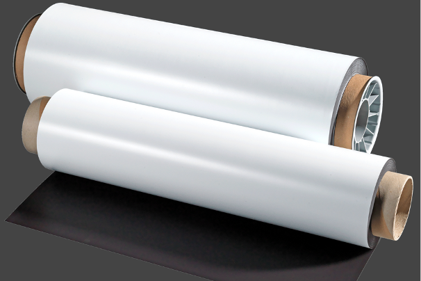 Magneetfolie als flexibele oplossing voor reclame en organisatie