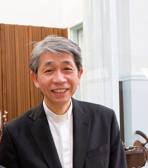　　　　　旭東教会  森牧師 礼拝堂にて 　