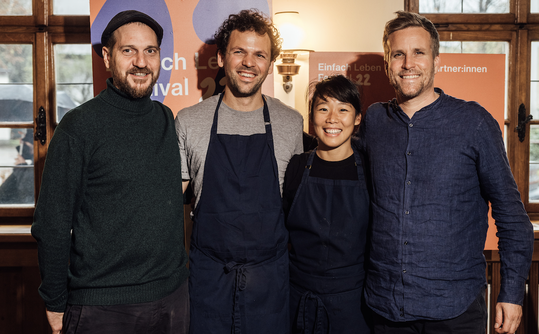Martin Fetz (Friendship.is), Jakob Zeller & Ethel Hoon (Restaurant Klösterle Zug) und Seppi Sigl (Trumer Privatbrauerei)