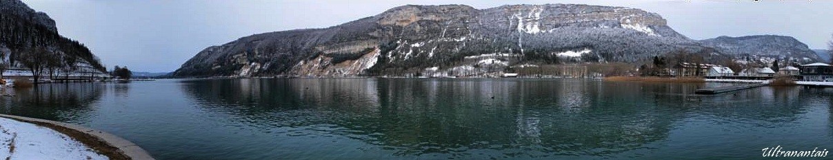 Panorama Lac de Nantua depuis le monument (01)