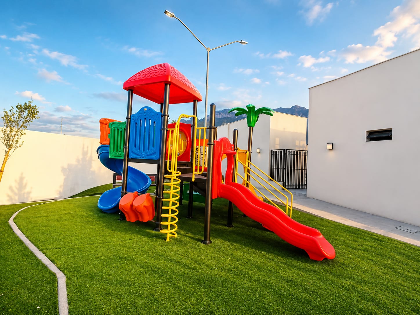 hermosos juegos para los peques de varenna residencial en la reserva cumbres