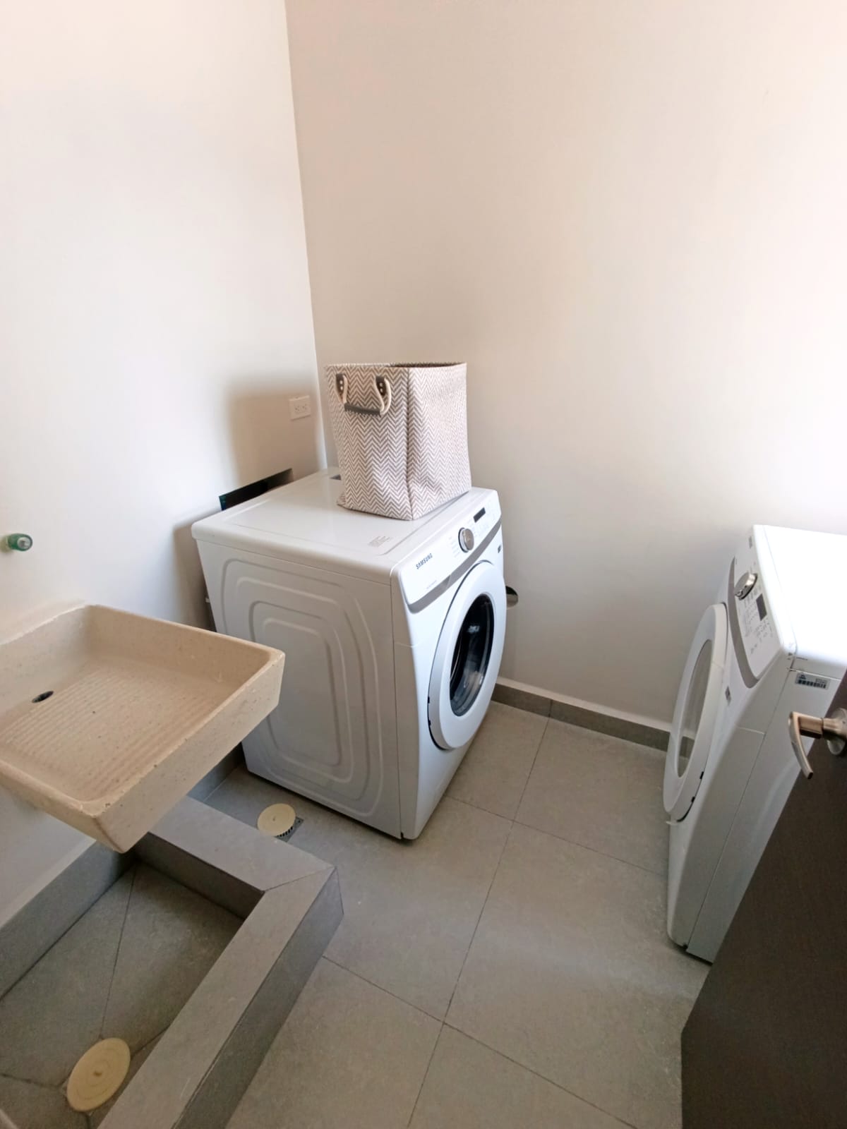 lavanderia en segundo nivel muy comoda de la casa modelo olivo de varenna residencial