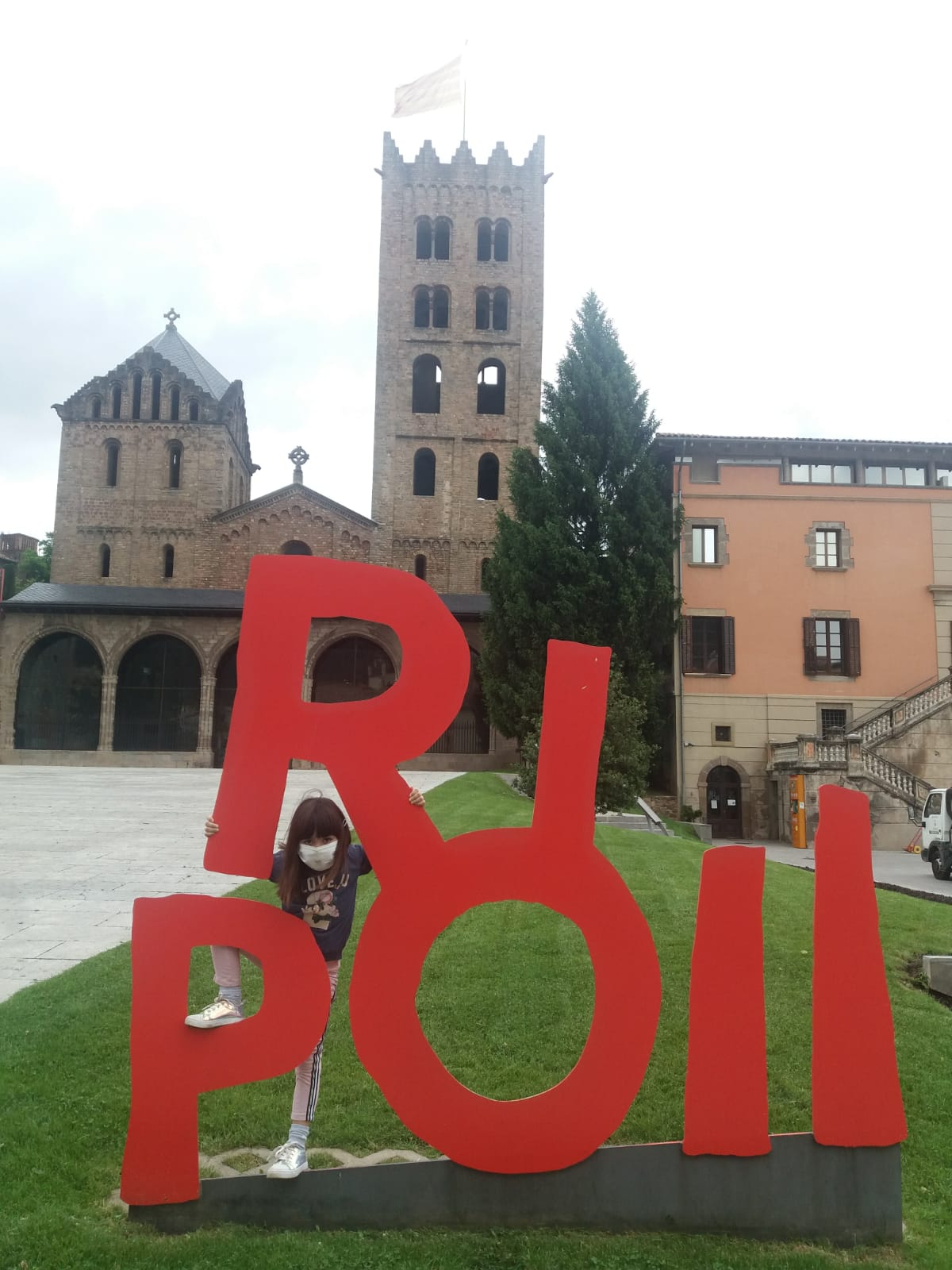 Abril -Ripoll