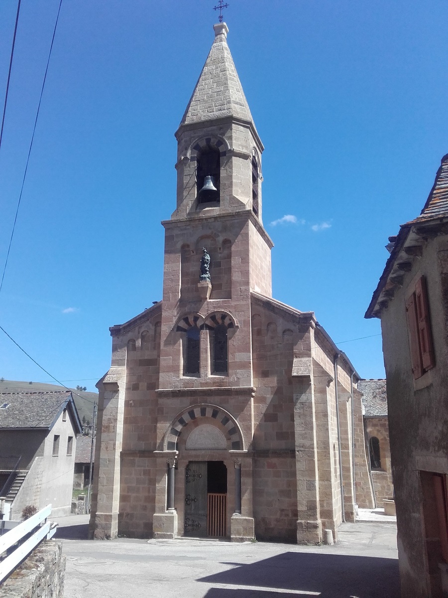 Cubières. Avant de basculer vers la source du Lot puis le Cévennes