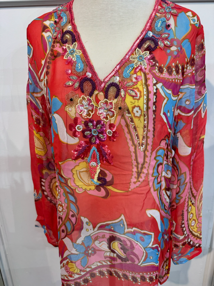 Tolle Bluse im Malvin Stil von der HH Firma Vichy in verschiedenen Farben und Größen bis 46 erhältlich Euro 89,50 