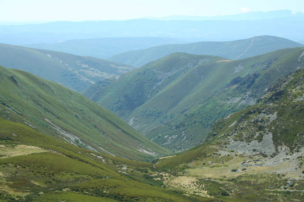 Valle de Las lagunas de La Rebeza.