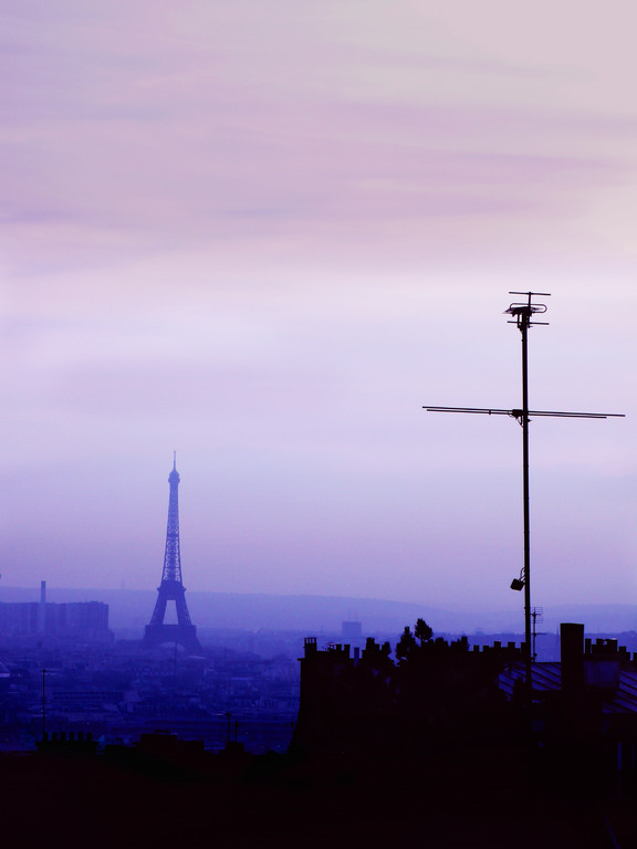 depuis Montmartre le soir à Paris