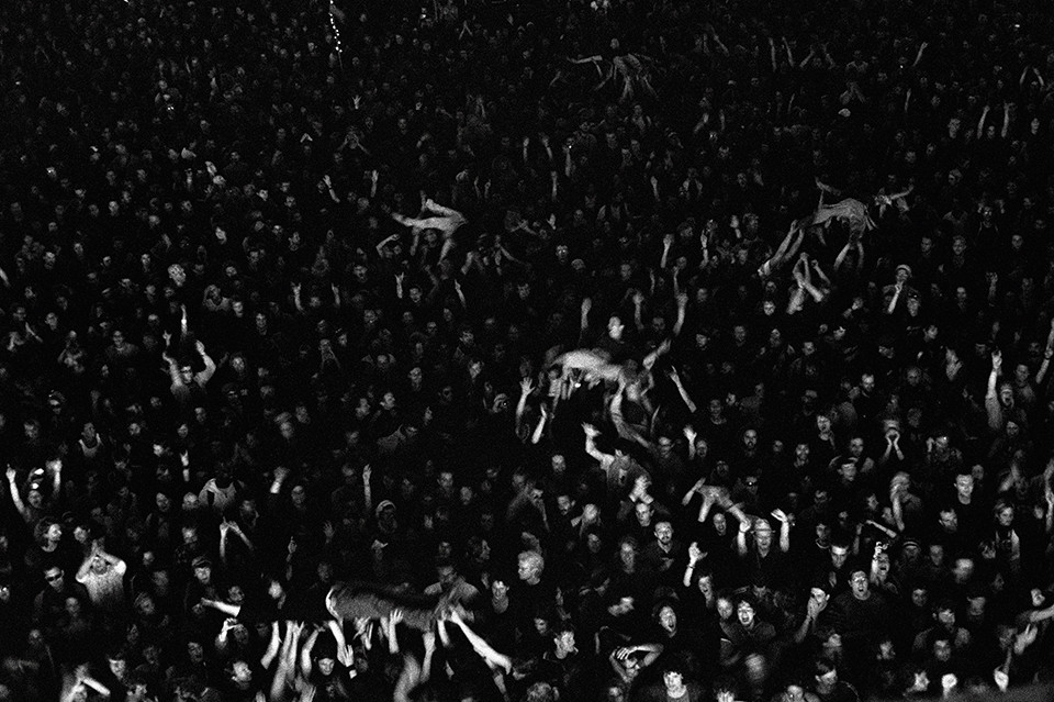 © Julia Knabbe, crowd phenomena, black and white photo, 100 x 70 cm , 2011