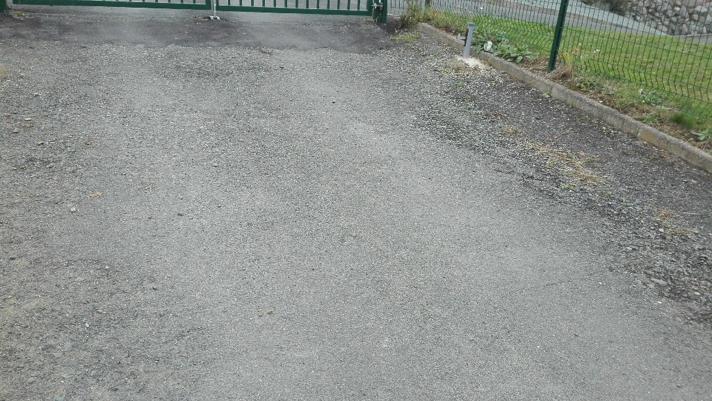 Portail 2 : Plaque de détection du véhicule
