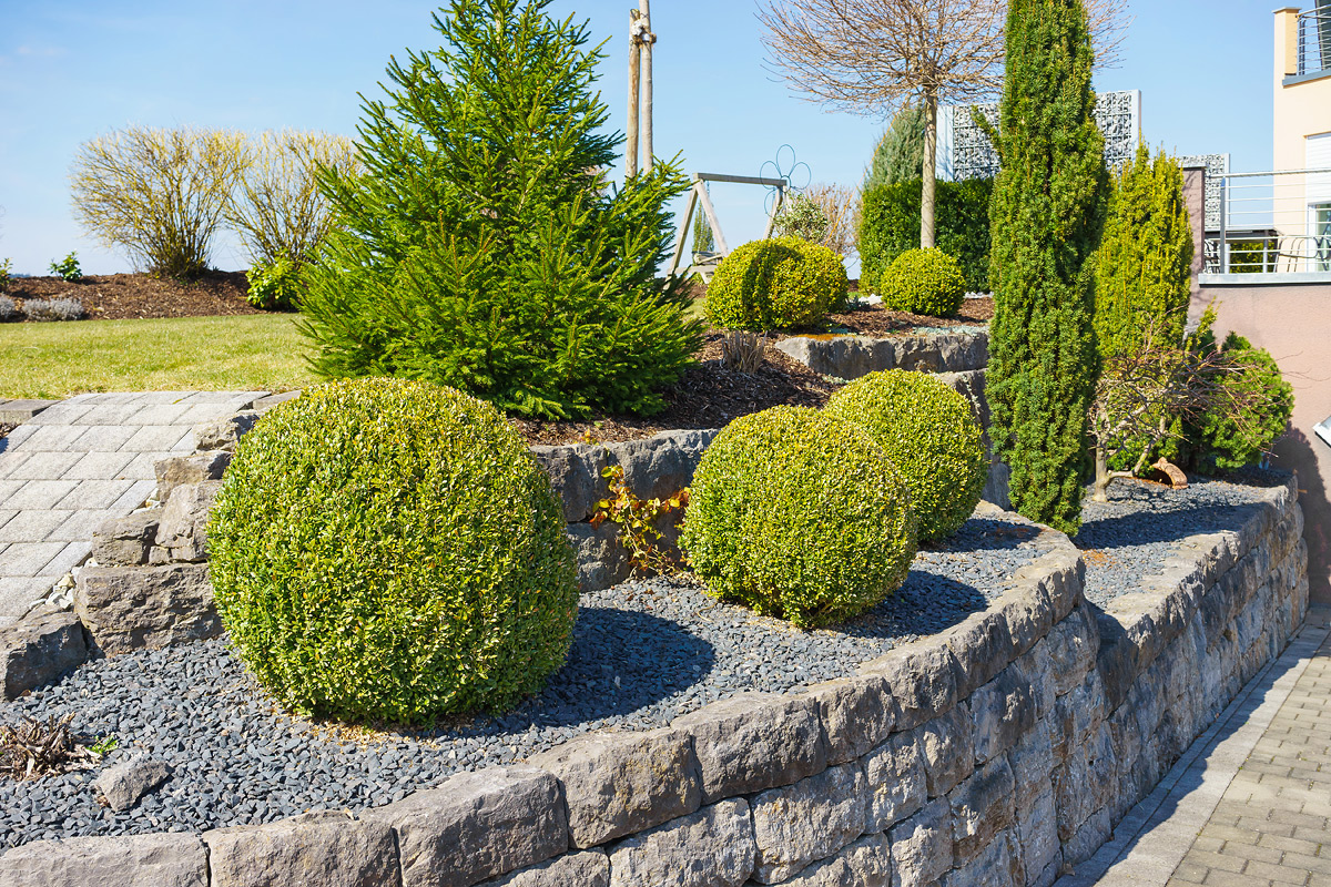 GARTENBAU HOTI // Garten und Landschaftsbau