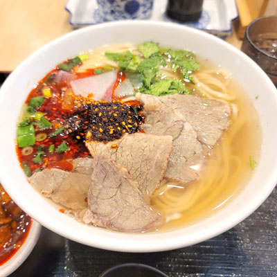 牛肉ラーメン