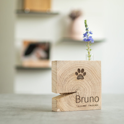 Andenken Hund, Katze mit Vase, personalisiert - 51,00 €