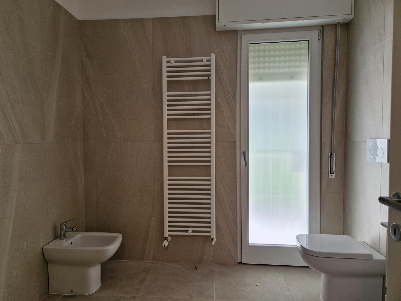 Bagno con doccia
