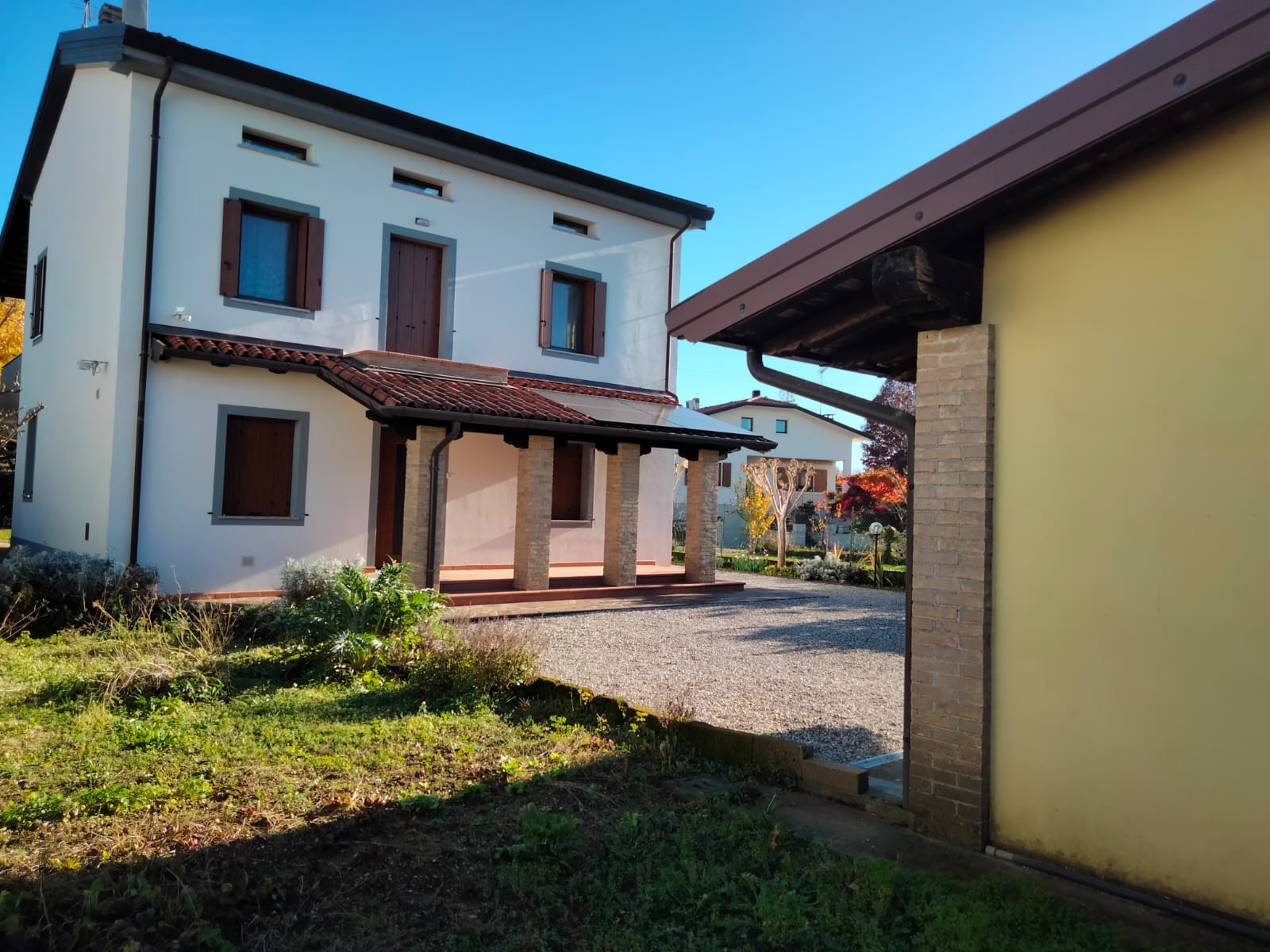 Esterno villa bifamiliare