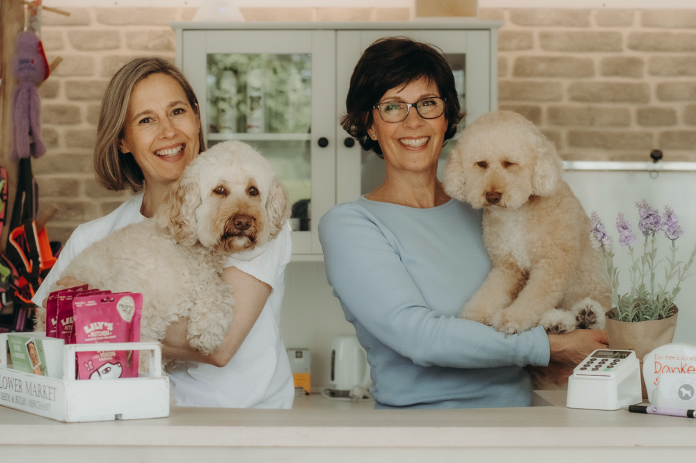 Das sind wir … die Doodle-Sisters mit unseren Locki_s