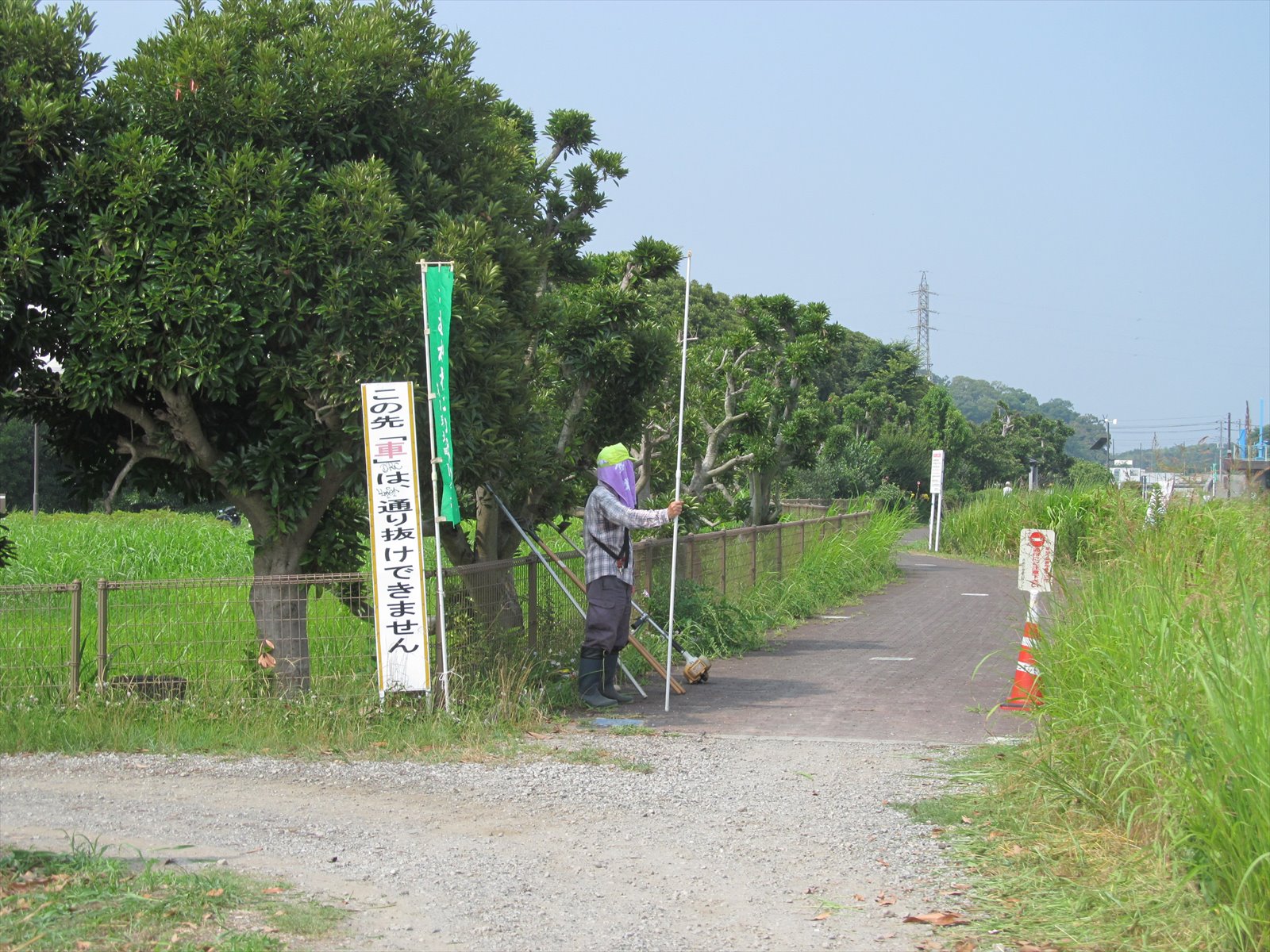 作業中_安全管理担当を置いてます