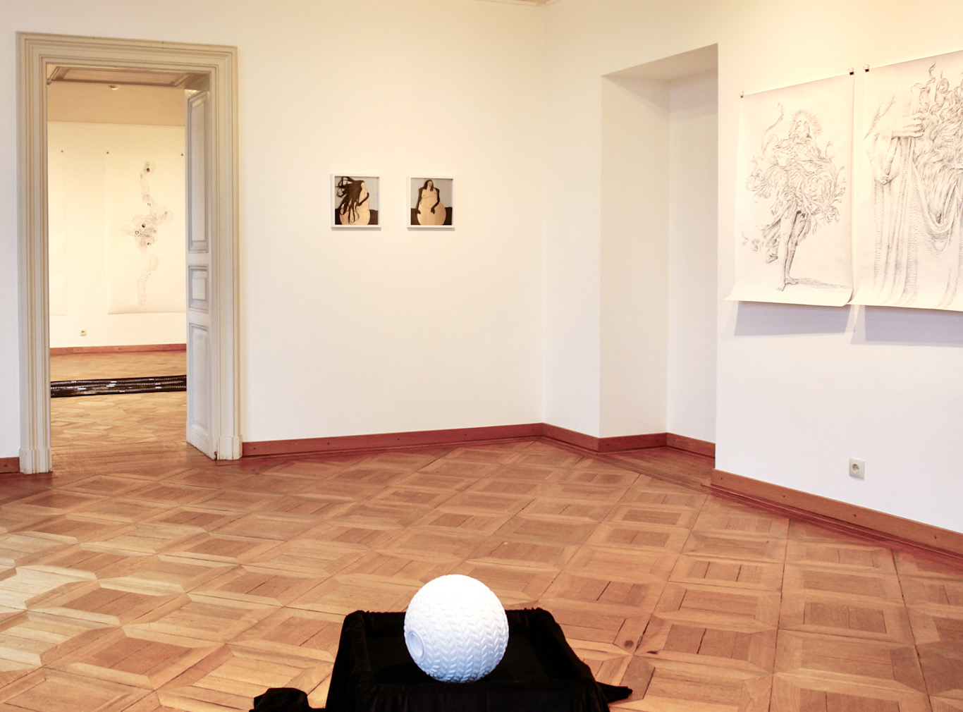 Ausstellungsansicht (mit J. Smiatek und X. Fink)