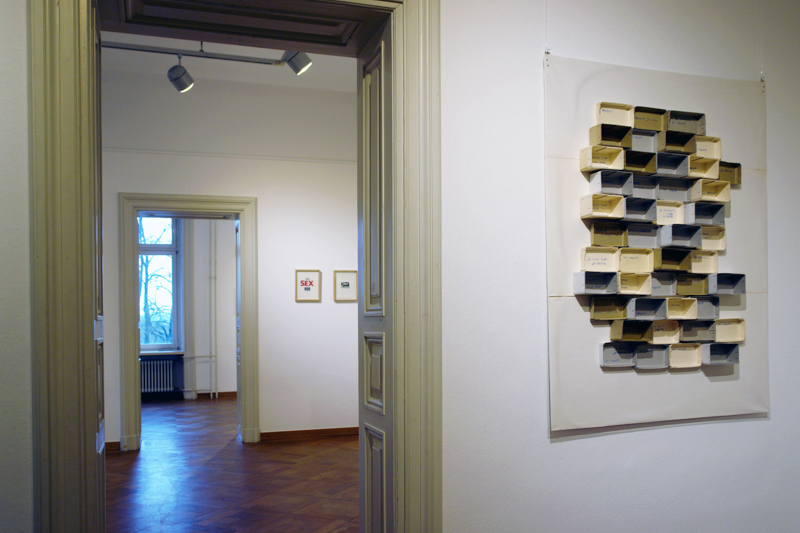 Ausstellungsansicht (mit x. Fink und J. Smiatek)