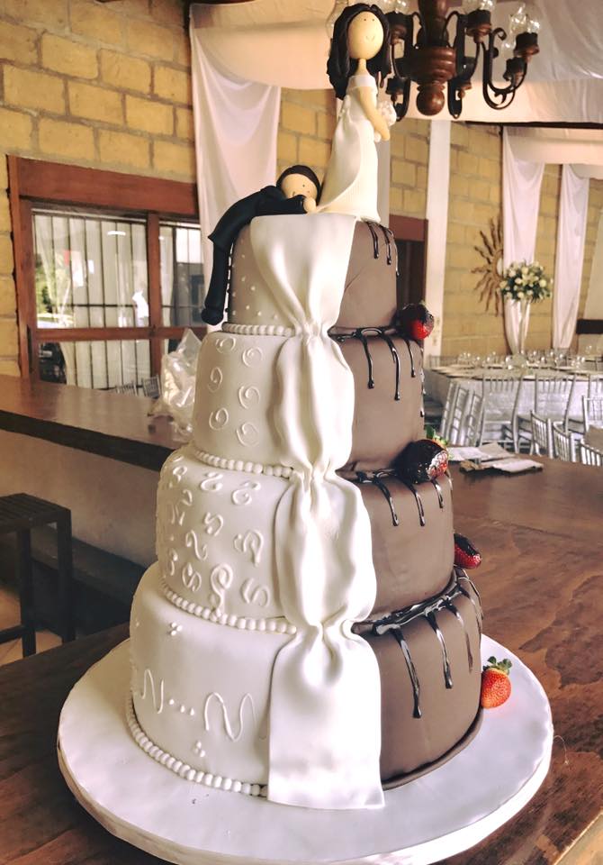 Pastel para Boda en cuernavaca morelos de chocolate y vainilla