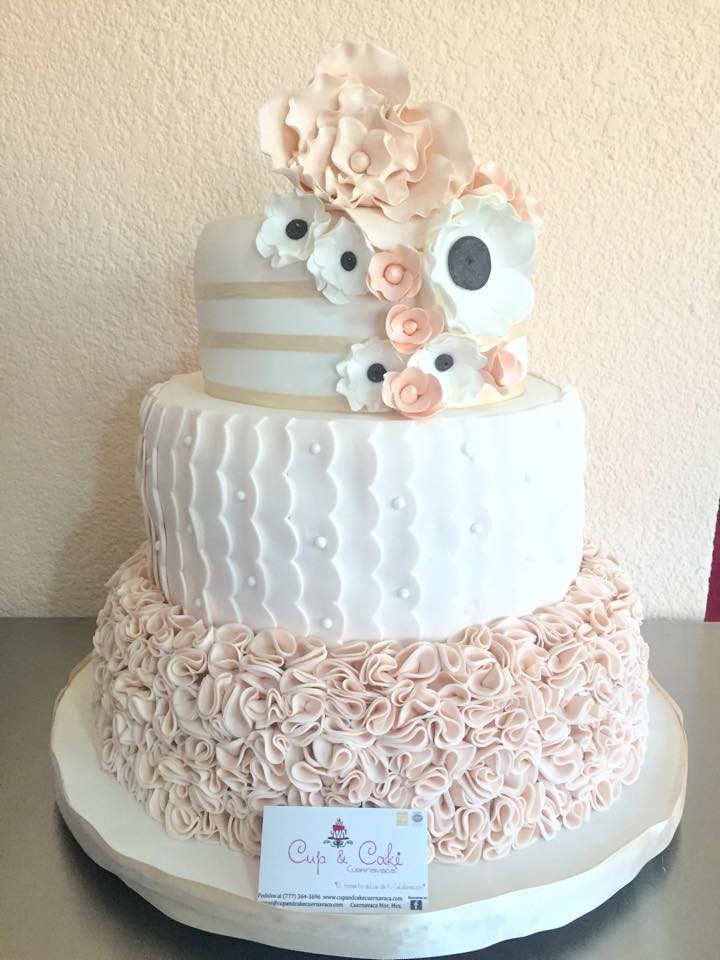 Pastel para Boda en cuernavaca morelos color melon