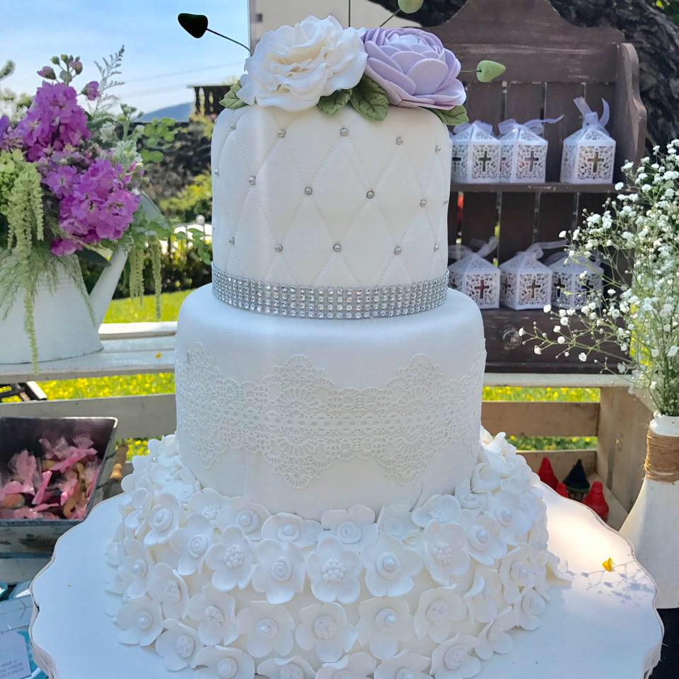 Pastel para Boda en cuernavaca morelos color plata