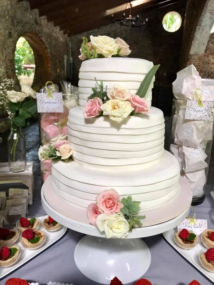 Pastel para Boda en cuernavaca morelos de tres 3 pisos de betun