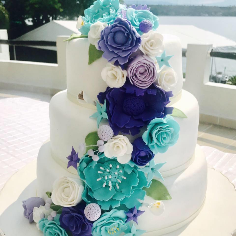 Pastel para Boda en cuernavaca morelos de 3 pisos color azul y verde