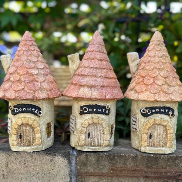 モルタルハウス　モルタルデコ　切り株　ソーラーライト モルタルハウス　モルタルデコ　切り株　ソーラーライト